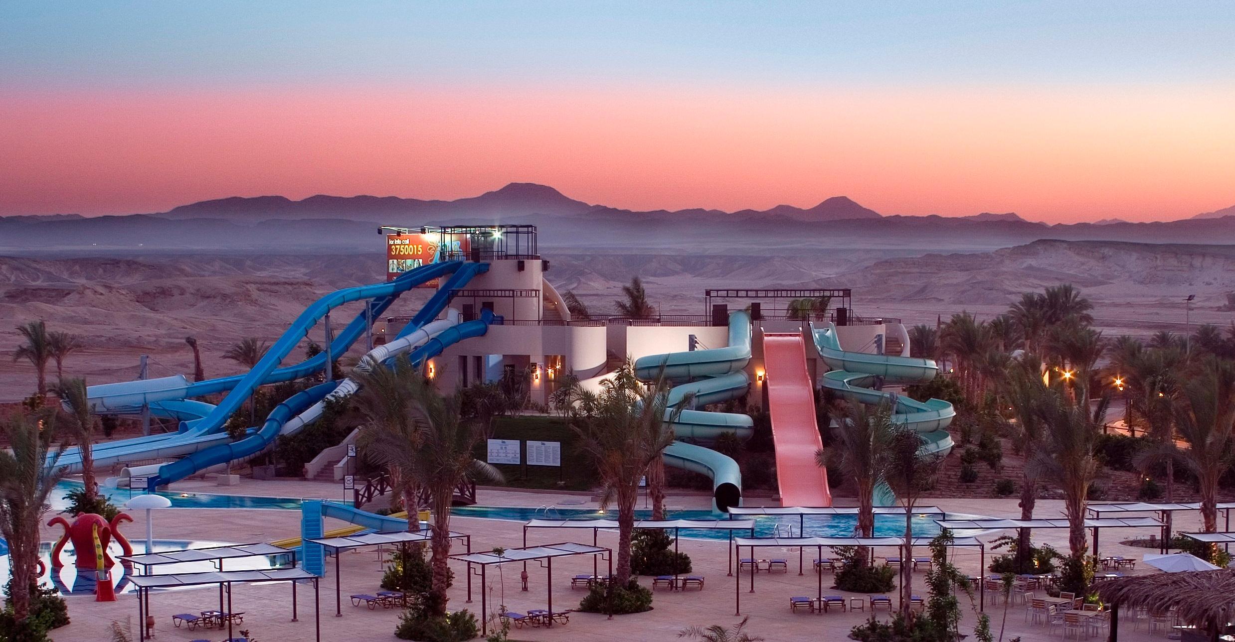 Hotel Jaz Dar El Madina Coraya Bay Exterior foto