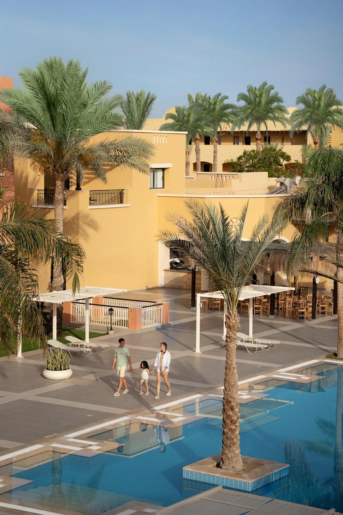 Hotel Jaz Dar El Madina Coraya Bay Exterior foto