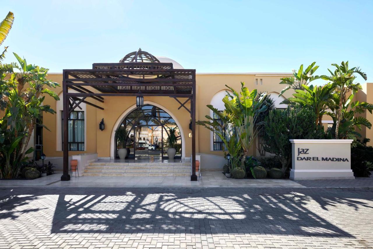 Hotel Jaz Dar El Madina Coraya Bay Exterior foto